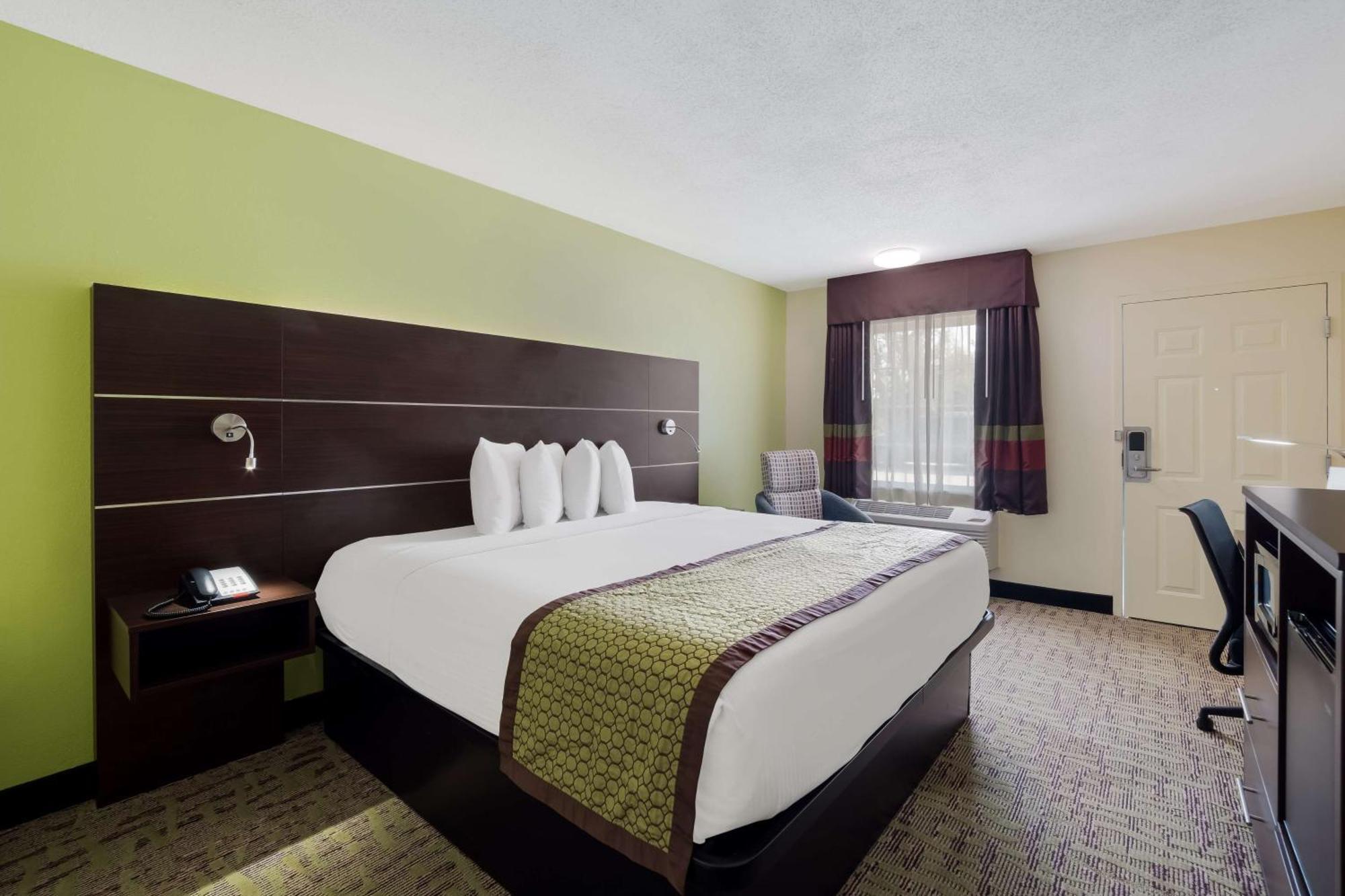 Surestay Hotel By Best Western Мэннинг Экстерьер фото