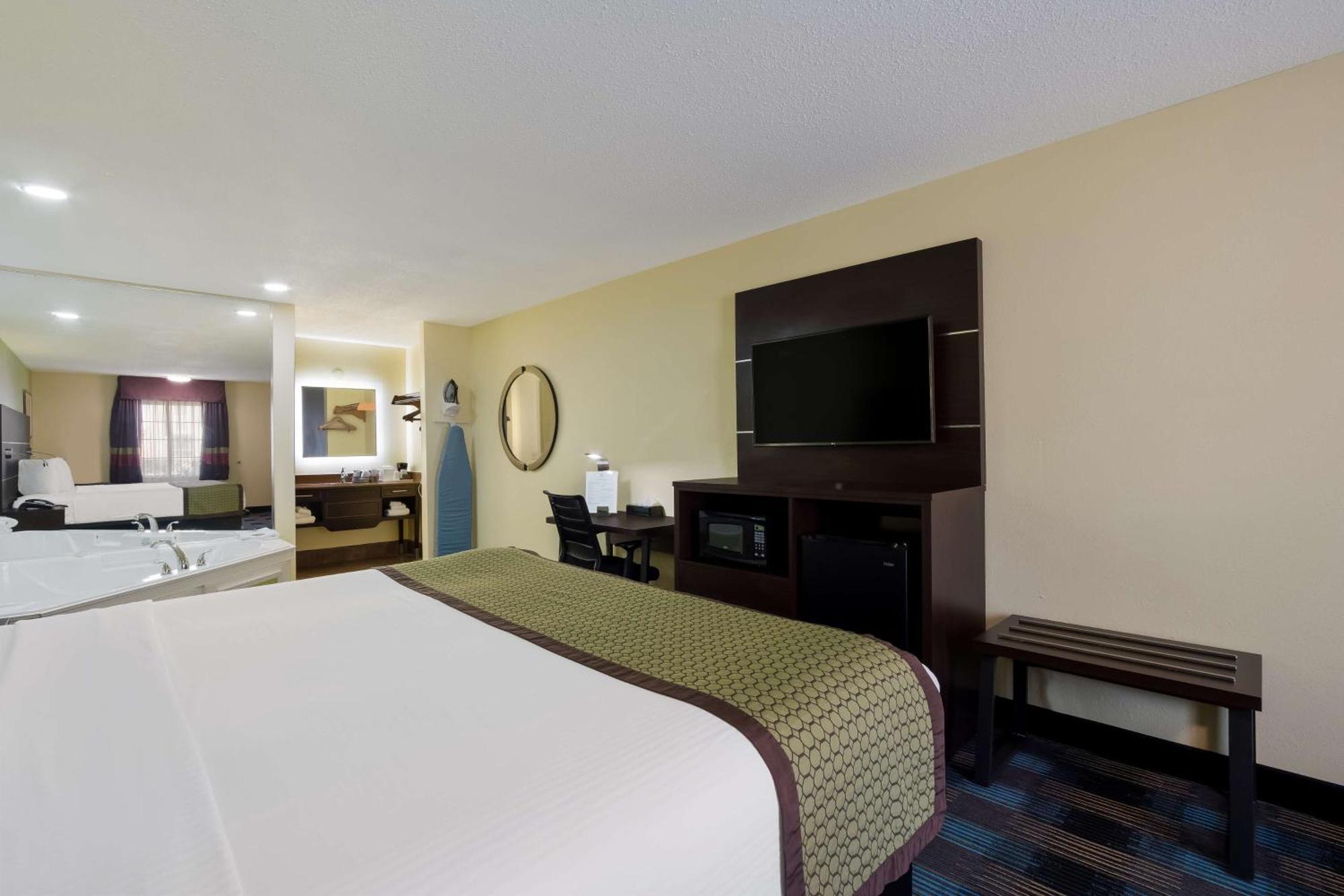 Surestay Hotel By Best Western Мэннинг Экстерьер фото