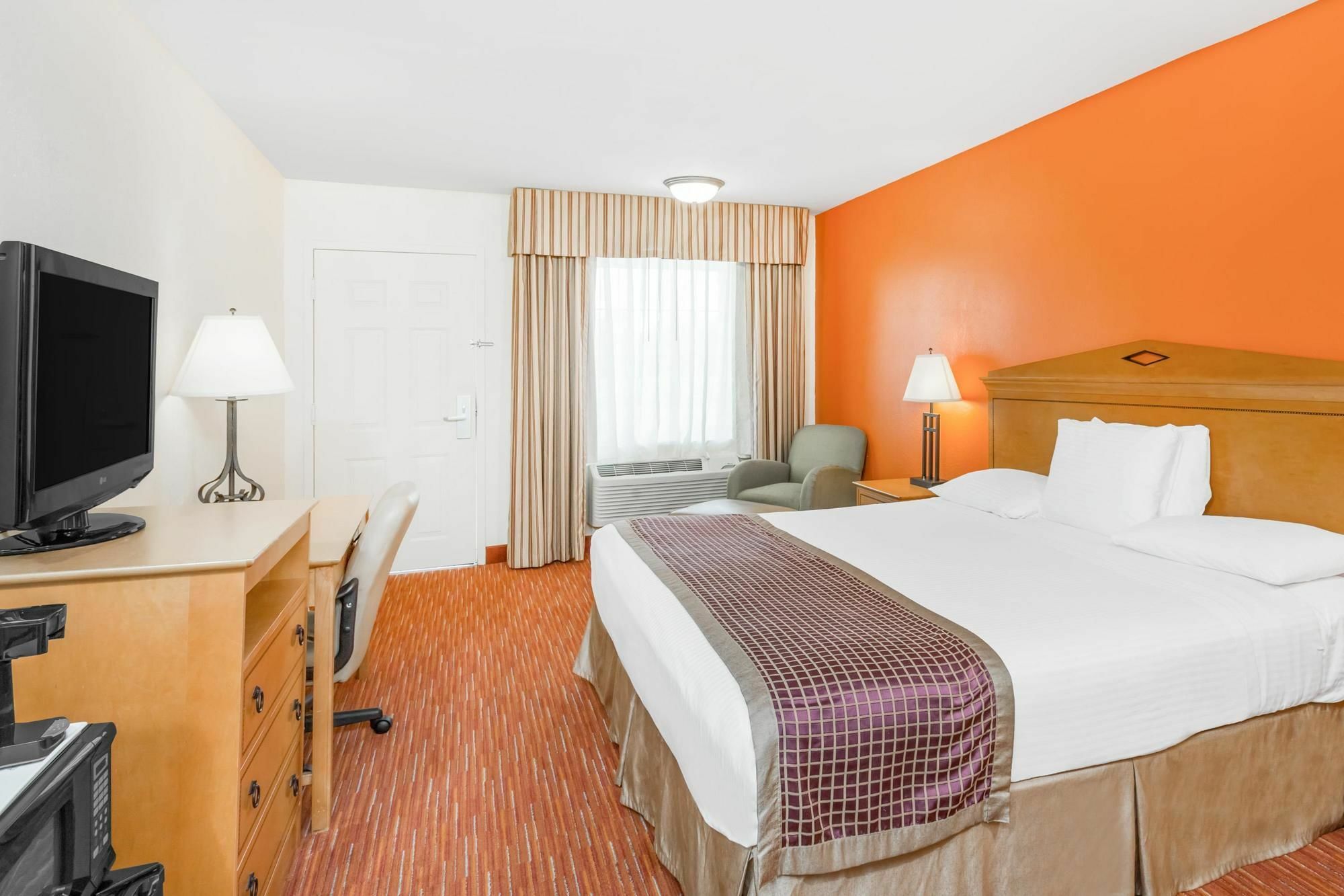 Surestay Hotel By Best Western Мэннинг Экстерьер фото